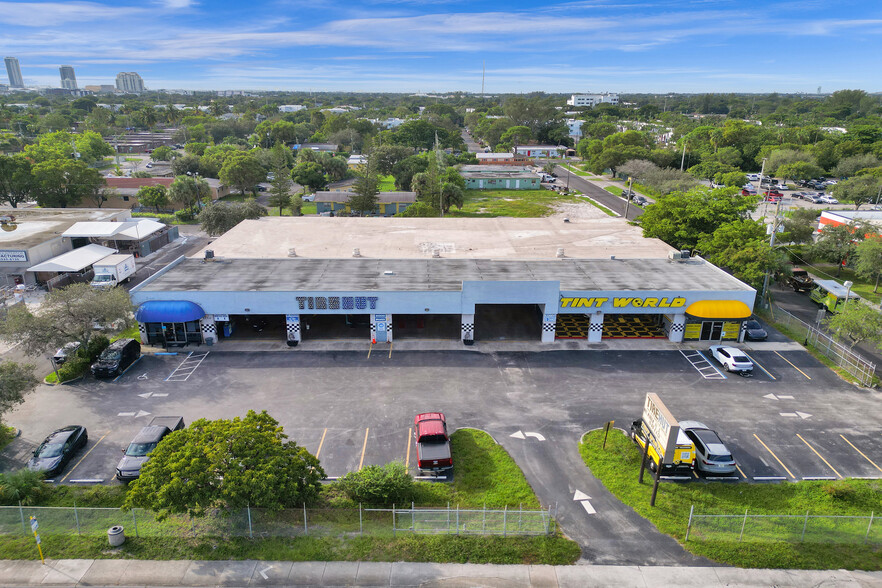 Primary Photo Of 1260 W Sunrise Blvd, Fort Lauderdale Freestanding For Sale