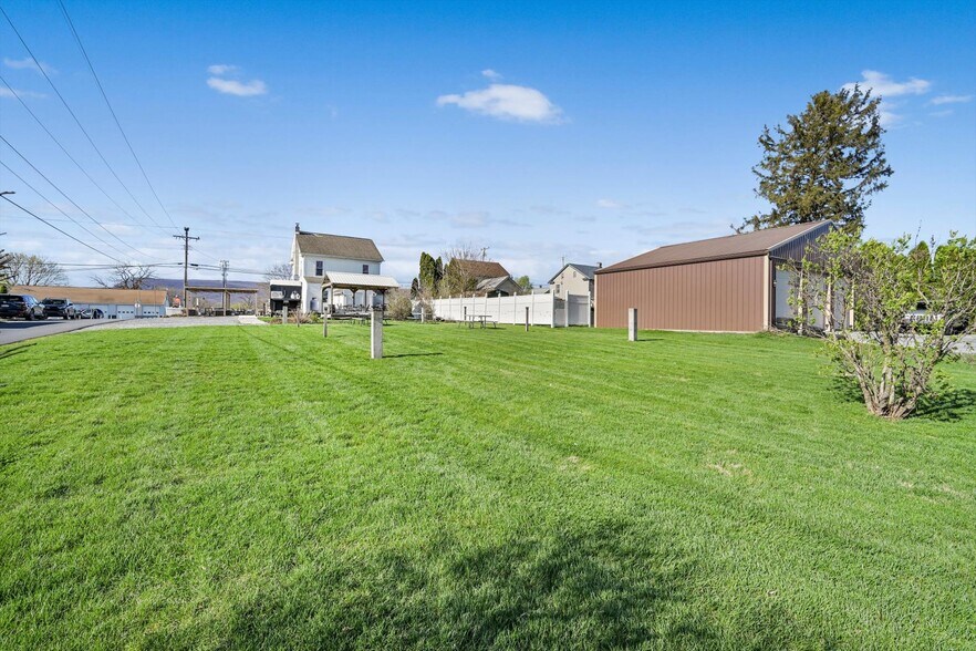 More Photos Of 9684 Old 22, Bethel Restaurant For Sale