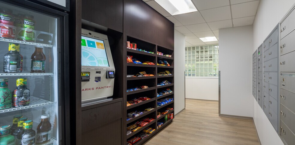 More Photos Of 4900 Woodway Dr, Houston Office For Lease