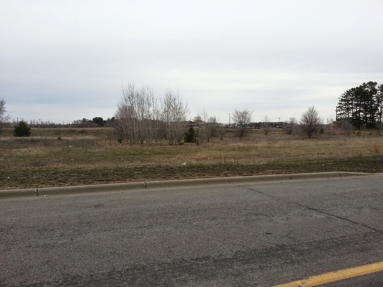 More Photos Of 403 E Main St, Isanti Land For Sale