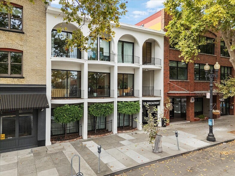 More Photos Of 111 Broadway, Oakland Office For Sale