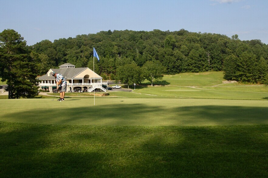 More Photos Of 1364 Heritage Rd, Oneonta Golf Course Driving Range For Sale