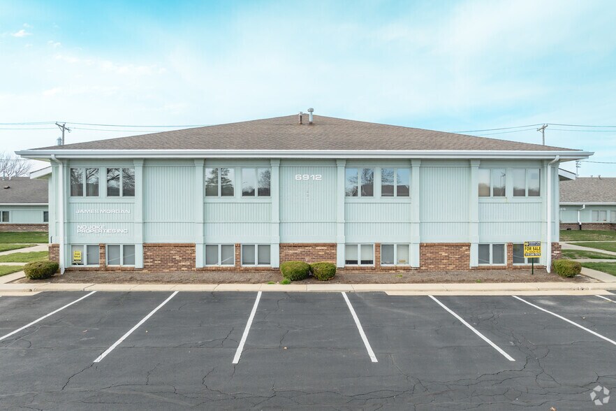 More Photos Of 6912 Spring Valley Dr, Holland Office For Sale