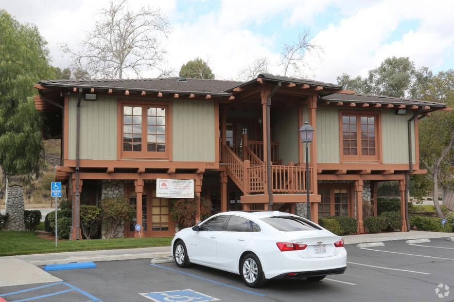 Primary Photo Of 27936 Vista Canyon Blvd, Canyon Country Office For Lease