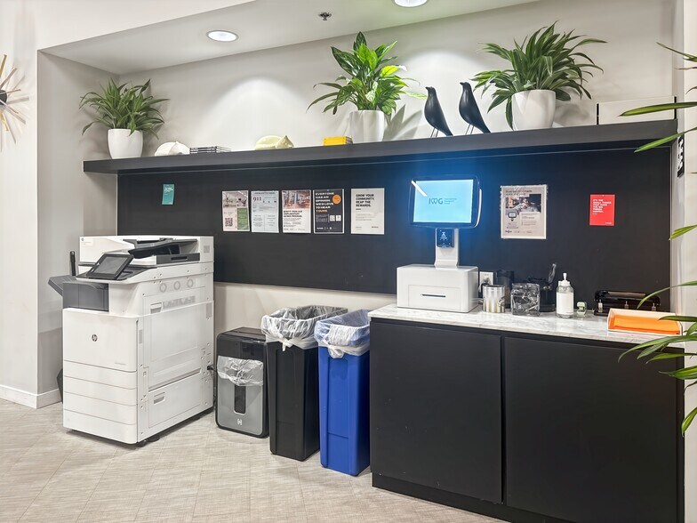 More Photos Of 1300 1st St, Napa Coworking Space