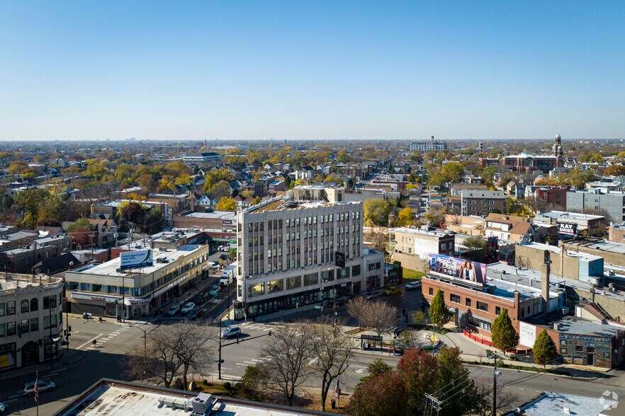 More Photos Of 2800 N Milwaukee Ave, Chicago Apartments For Lease