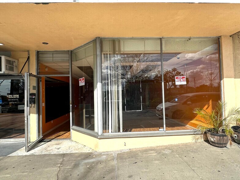 More Photos Of 317-321 W Huntington Dr, Monrovia Storefront For Lease