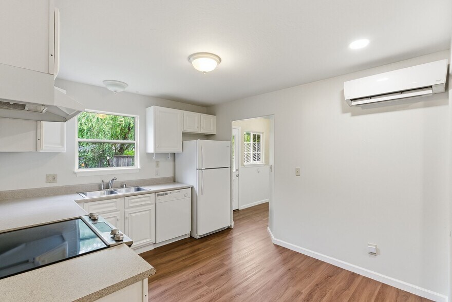 More Photos Of 567 San Geronimo Valley Dr, San Geronimo Apartments For Sale