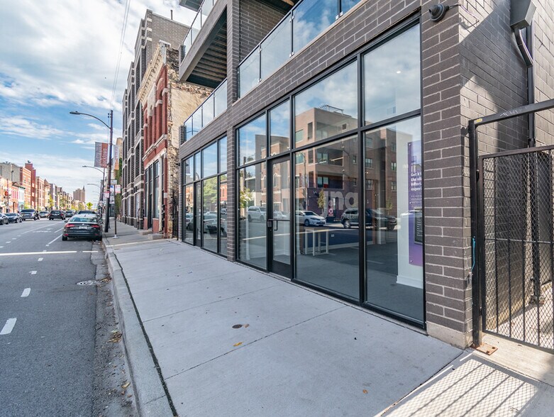 More Photos Of 2351 W North Ave, Chicago Storefront Retail Residential For Lease