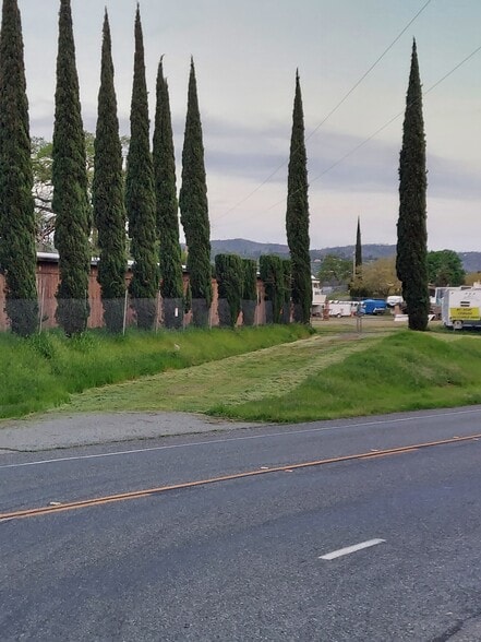 More Photos Of 170 Kelly Ridge Rd, Oroville Self Storage For Sale