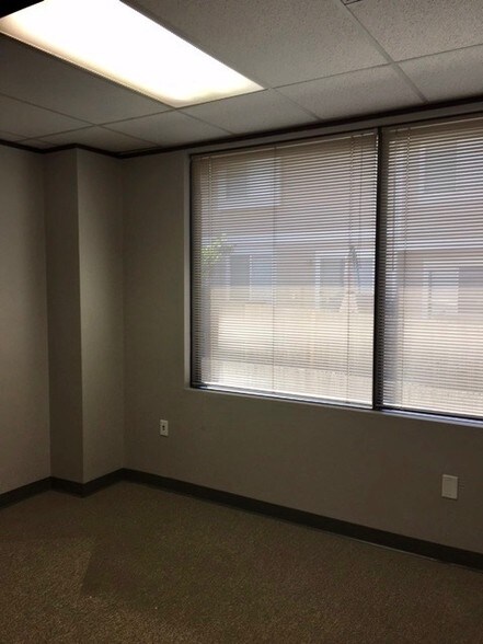 More Photos Of 2200 E 104th Ave, Thornton Office For Lease