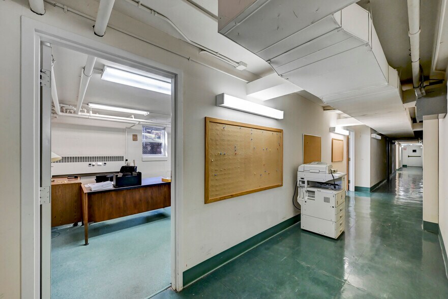 More Photos Of 301 Delaware Ave, Olyphant Office For Sale