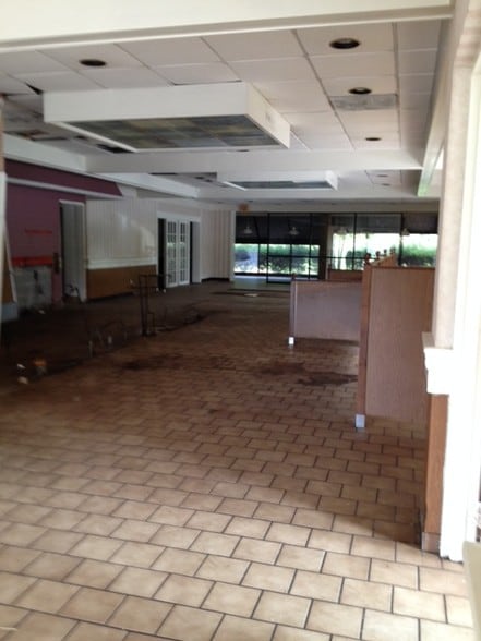 More Photos Of 3352 15th Avenue Blvd SE, Conover Restaurant For Sale