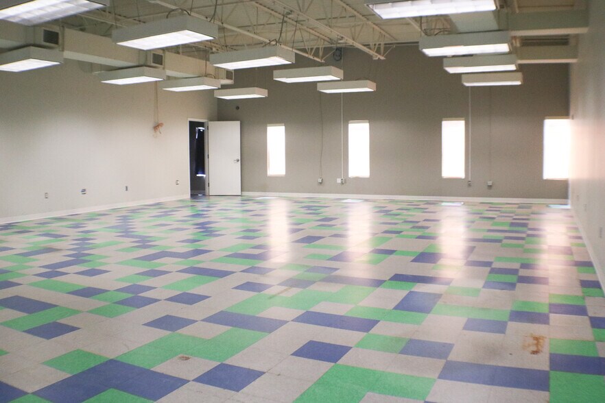 More Photos Of 1001 N Broadway Ave, Oklahoma City Office For Lease