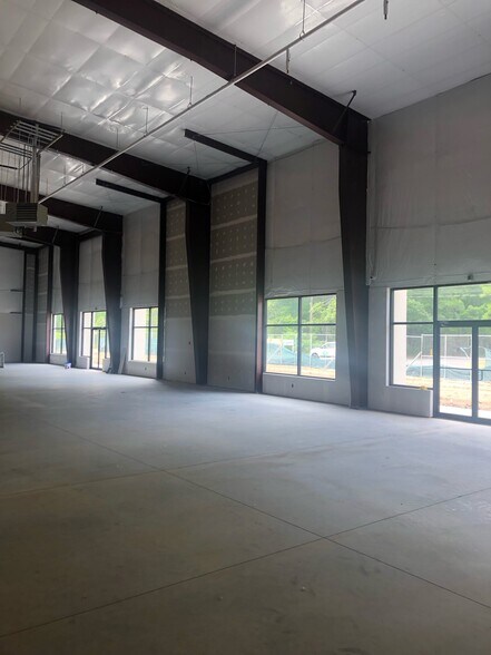 More Photos Of 111 Long Island Ave, Yaphank Industrial For Lease