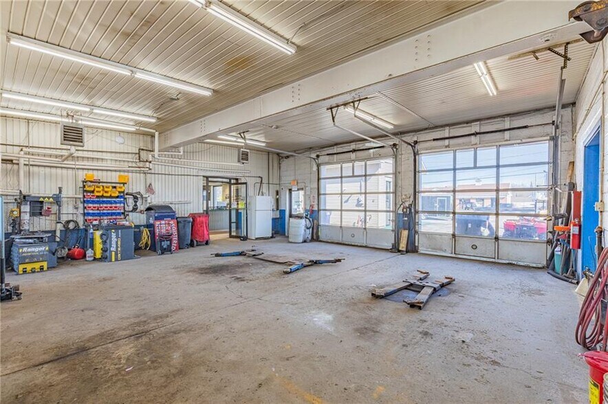 More Photos Of 4577 S Lake Rd, Brockport Auto Dealership For Sale