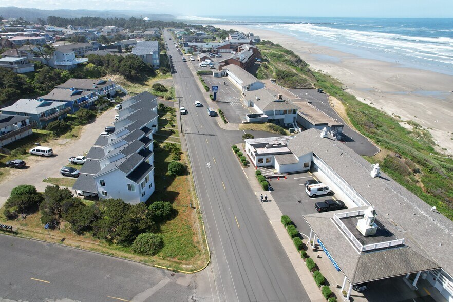 More Photos Of 536-614 SW Elizabeth St, Newport Hotel For Sale