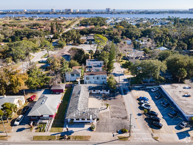 More Photos Of 1011 S Ridgewood Ave, Daytona Beach Hospitality For Sale