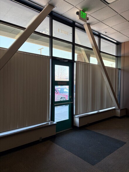 More Photos Of 3120 Denali St, Anchorage Freestanding For Lease