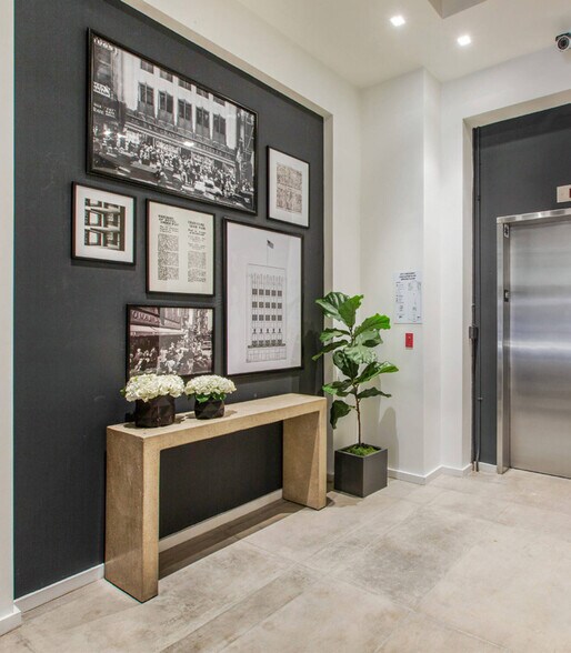 More Photos Of 537 S Broadway, Los Angeles Loft Creative Space For Lease