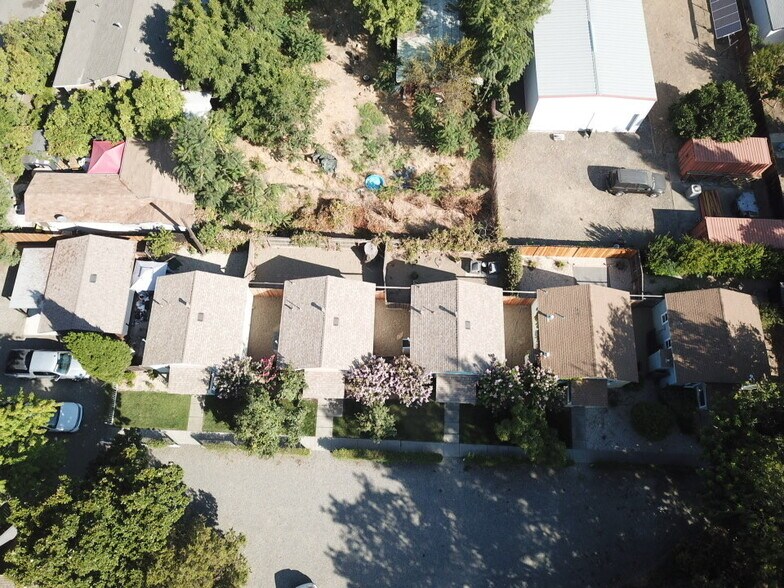 More Photos Of 101 Elliott St, Winters Apartments For Sale