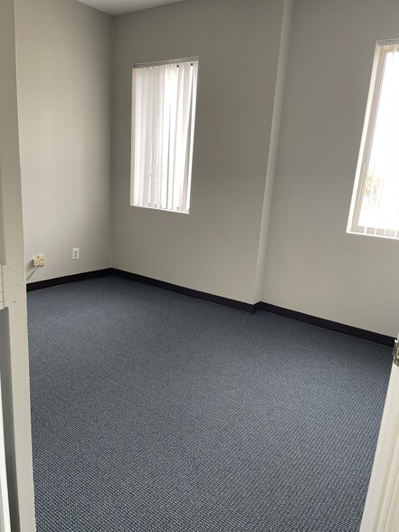 More Photos Of 3102-3114 Golansky Blvd, Woodbridge Medical For Lease