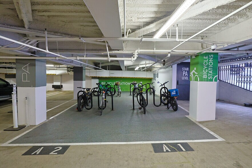 More Photos Of 520 Broadway, Santa Monica Office For Lease