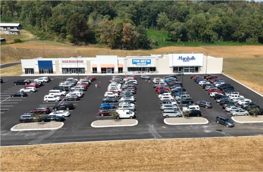 More Photos Of 66 Market Ter, Oneonta General Retail For Lease