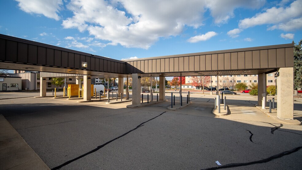 More Photos Of 209 E Center St, Rochester Bank For Lease