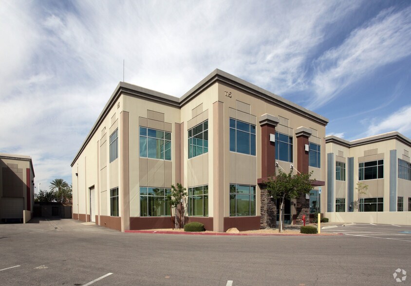 More Photos Of 111 Corporate Park Dr, Henderson Distribution For Lease
