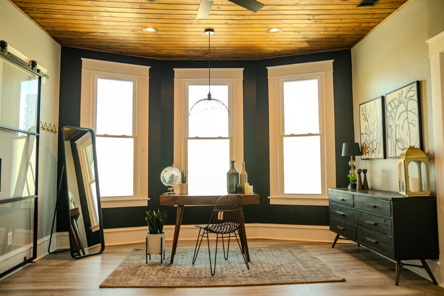 More Photos Of 3100 Swiss Ave, Dallas Medical For Sale