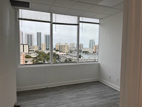 More Photos Of 1920 E Hallandale Beach Blvd, Hallandale Beach Medical For Sale