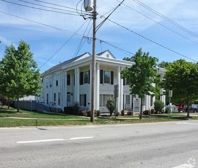 More Photos Of 225 E Liberty St, Medina Office For Lease