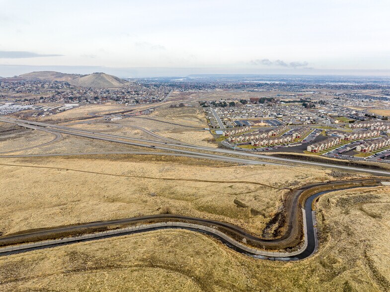 More Photos Of Badger, Kennewick Land For Sale