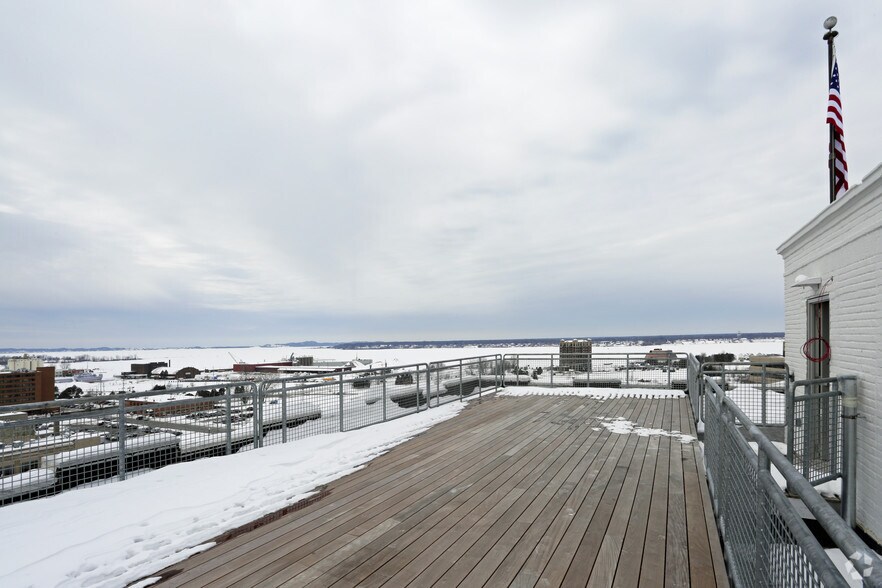 More Photos Of 285 Western Ave, Muskegon Apartments For Lease