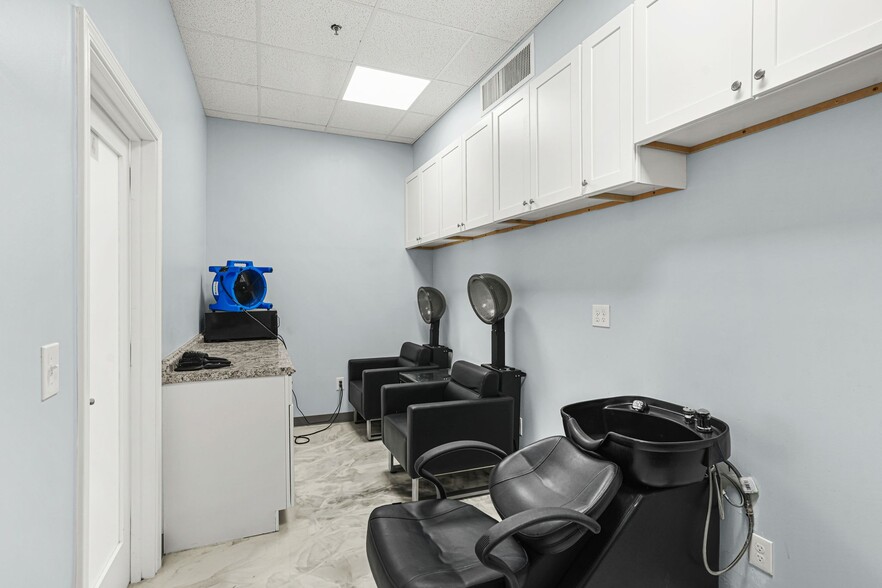More Photos Of 20 Marietta St NW, Atlanta Apartments For Sale