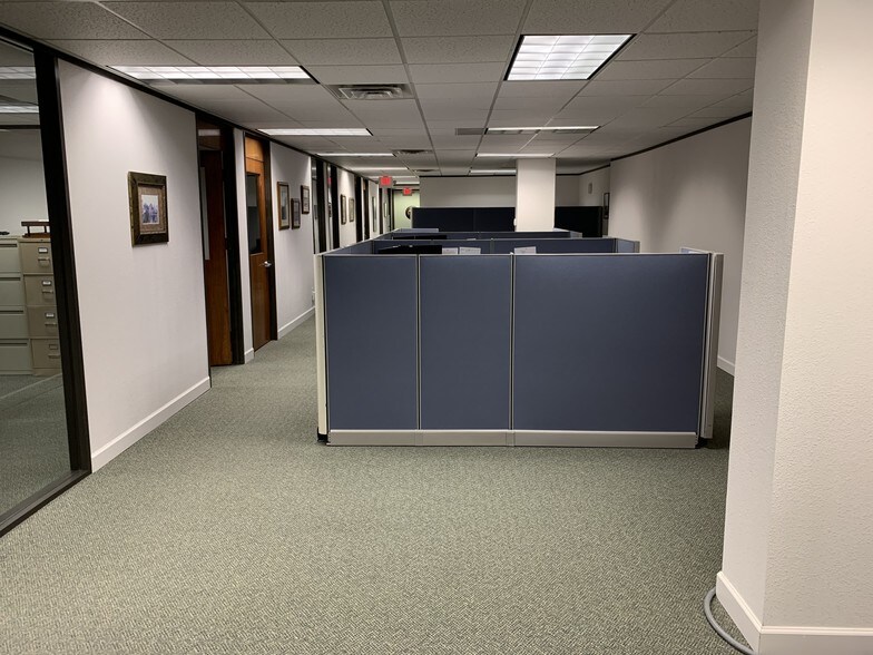More Photos Of 3200 Steck Ave, Austin Office For Sale
