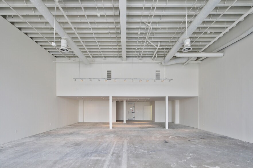 More Photos Of 8500 Melrose Ave, Los Angeles Storefront Retail Office For Lease