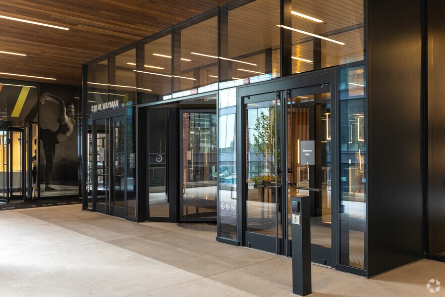 More Photos Of 333 N Green St, Chicago Office For Lease