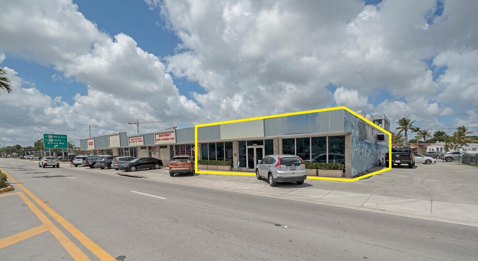 Primary Photo Of 12900-12950 W Dixie Hwy, North Miami Storefront For Lease