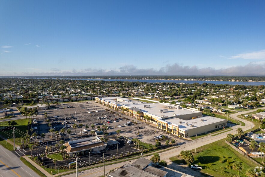 More Photos Of 1258 Ocean Shore Blvd, Ormond Beach General Retail For Lease