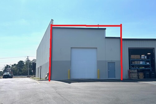 More Photos Of 1000 Industrial Way, Toms River Light Manufacturing For Lease