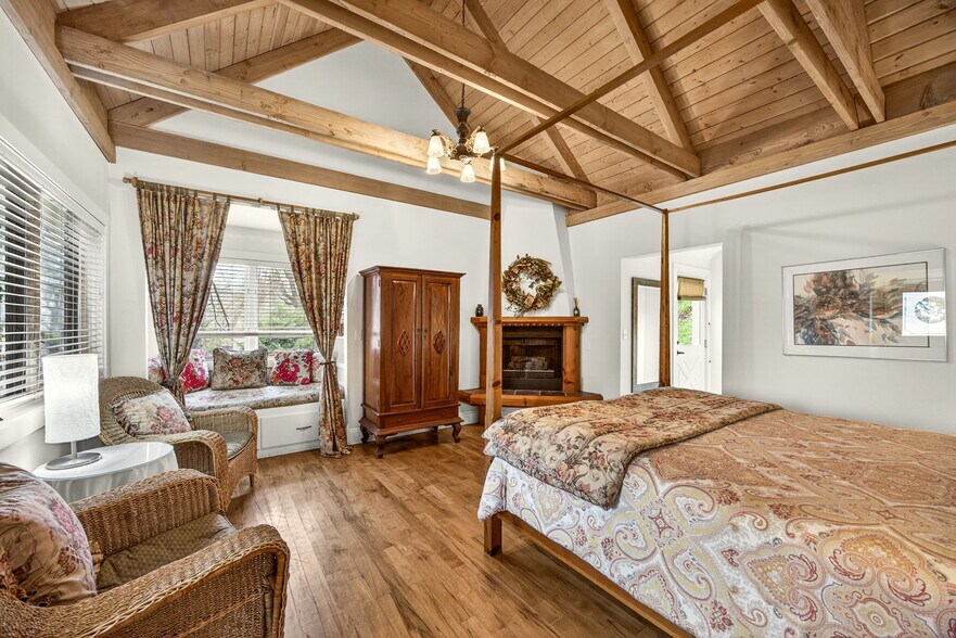 More Photos Of 668 N Main St, Ashland Hospitality For Sale