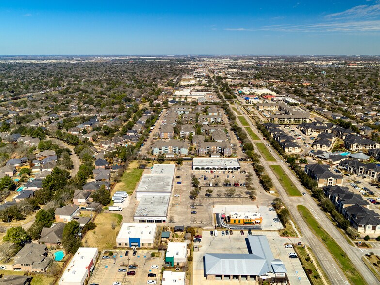 More Photos Of 2004 S Mason Rd, Katy Unknown For Lease