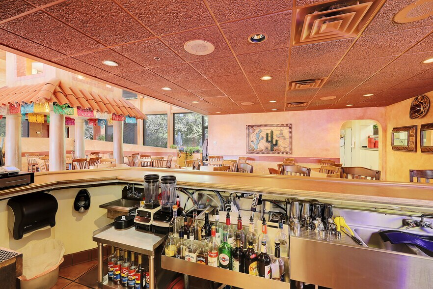 More Photos Of 1005 Stafford Way, Yuba City Restaurant For Sale