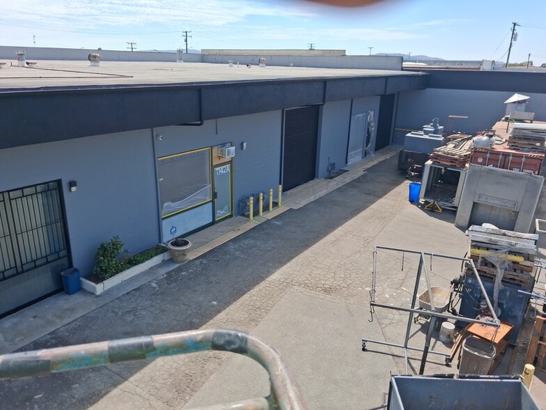 More Photos Of 1140-1150 Price Ave, Pomona Warehouse For Lease