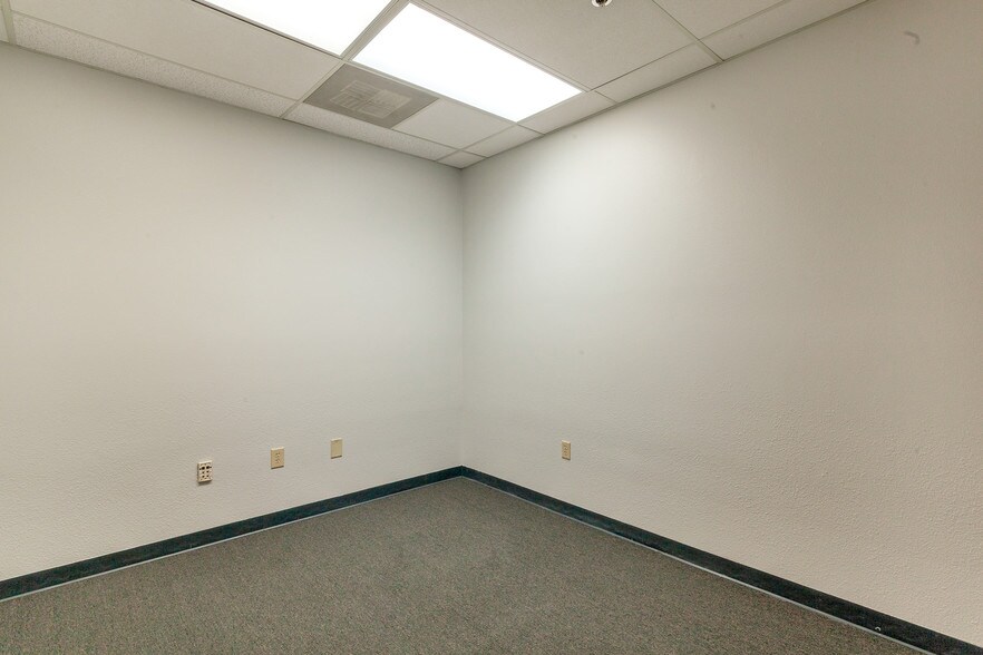 More Photos Of 2400 N Tenaya Way, Las Vegas Office For Lease
