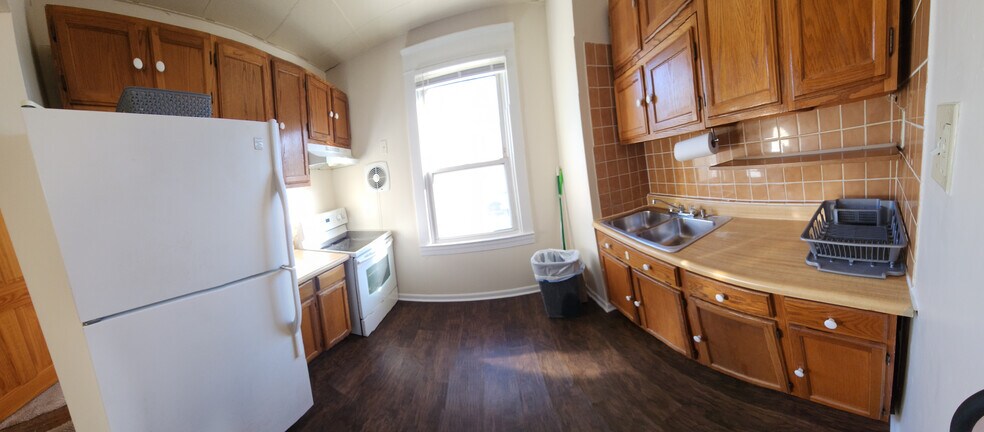 More Photos Of 4601 Leeds Ave, Baltimore Storefront Retail Office For Sale