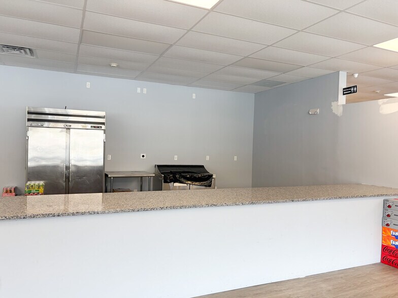 More Photos Of 4 Commerce Way, Milton General Retail For Lease