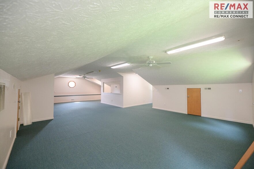 More Photos Of 3440 Hampton Hwy, Yorktown Office For Sale